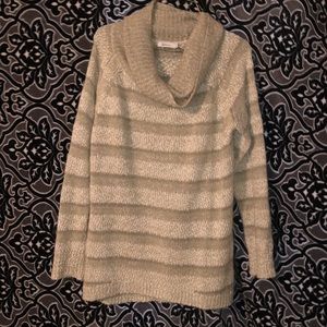 Oatmeal-coloured Reitmans sweater!